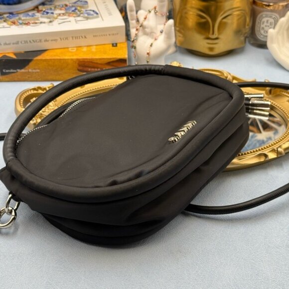 🆕 GANNI 🧿 NWOT Mini Knot Recycled Tech Top Handle Bag, Black - Picture 13 of 14